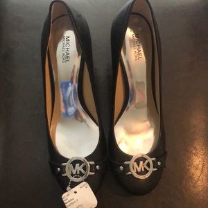 MK heels black 6 1/2